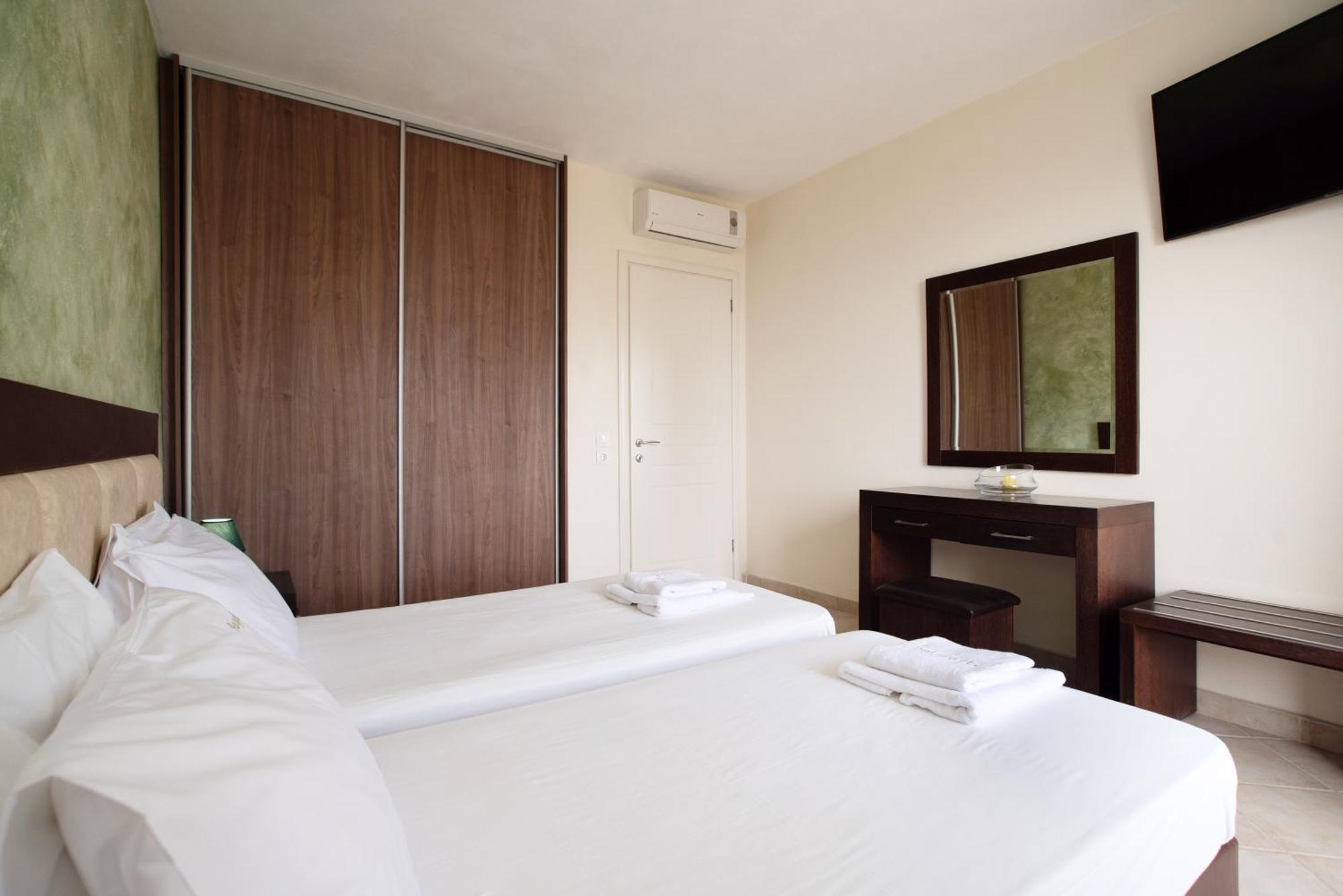 Angelique Apartments Agios Georgios  Luaran gambar