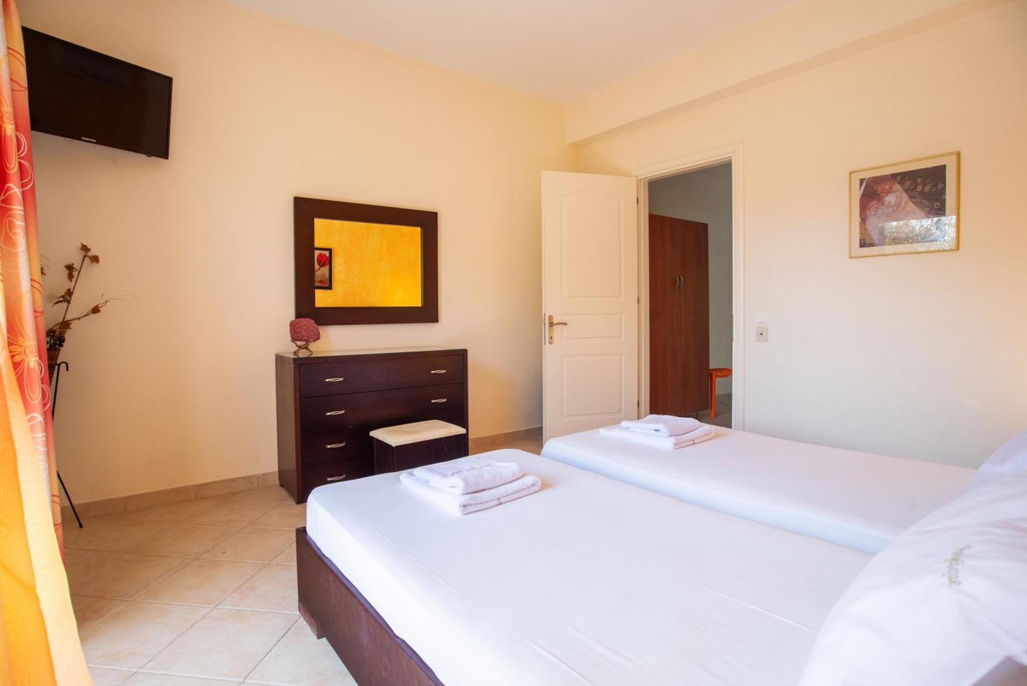 Angelique Apartments Agios Georgios  Luaran gambar