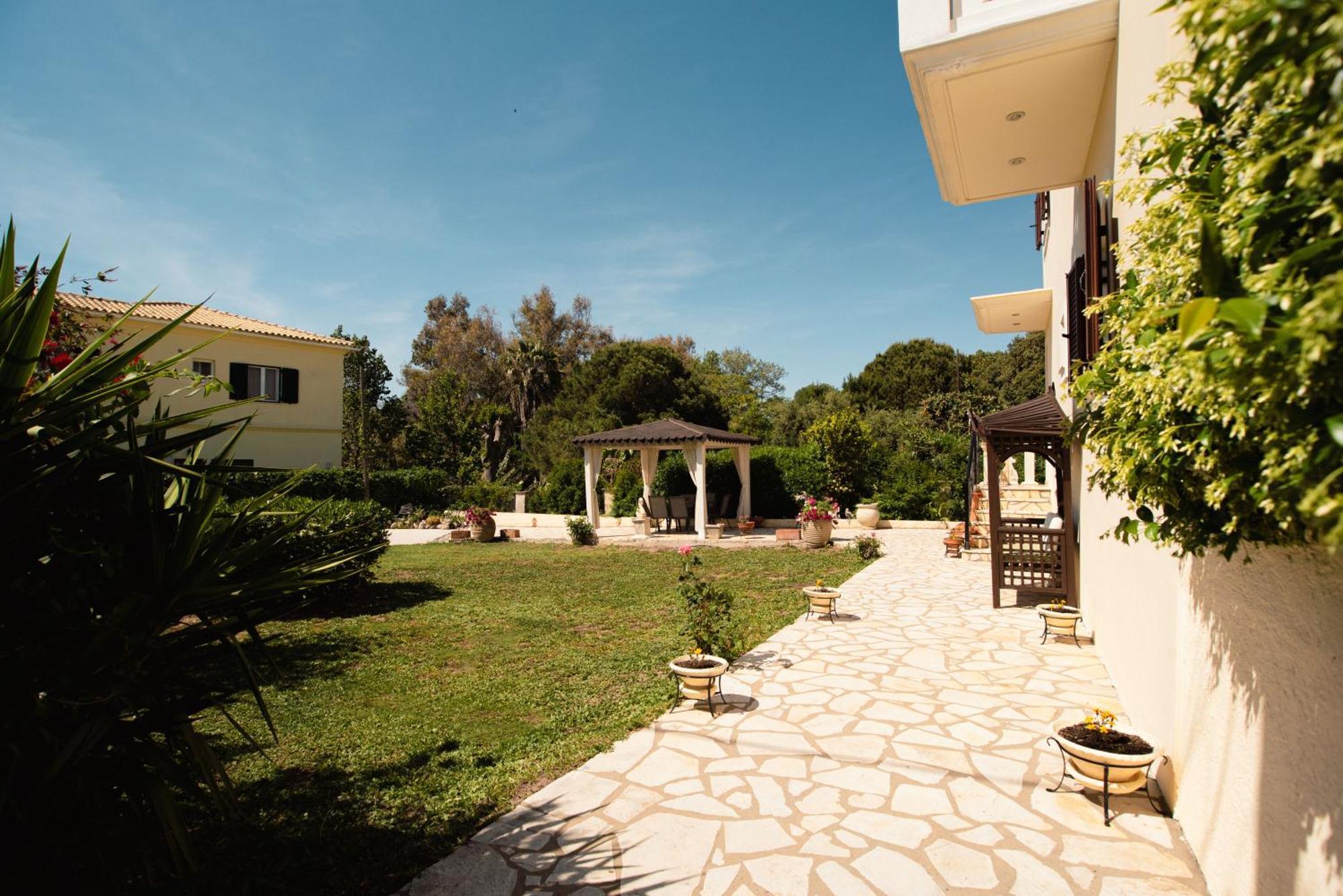 Angelique Apartments Agios Georgios  Luaran gambar
