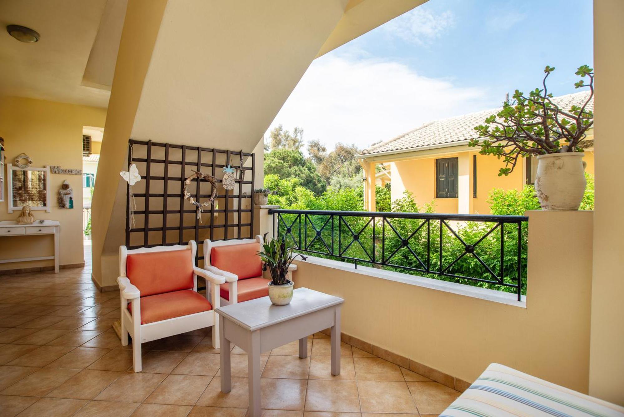 Angelique Apartments Agios Georgios  Luaran gambar